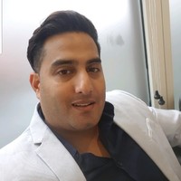 Vinesh Khoenkhoen