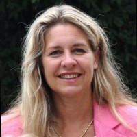 Michaela Dr. Noll