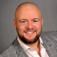 Dustin Maier
