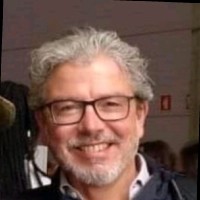 Vítor Moreira