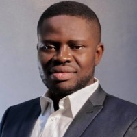 Uchenna Efobi