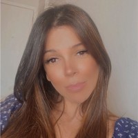 Graziele Gomes