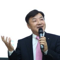강경완