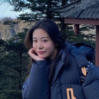 鄢羽辛
