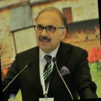 Mustafa Var