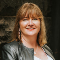Leisa Bayston