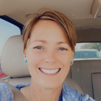 Lindsi Thompson