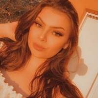 Stephanie Bouazzi