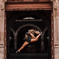 Au Pas De Danse