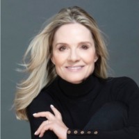 Amy Commans