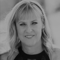 Veronica R.