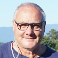 Eduardo Ostertag