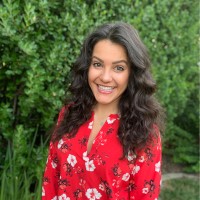 Alix Medeiros, Mba