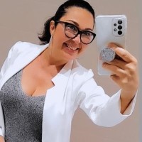 Adriana Bandeira Kato