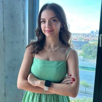 Ozge Erezer