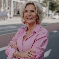 Annelies Hillenaar