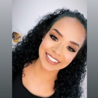 Paola Santos Ribeiro