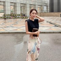 Jie L.