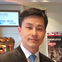 Jonghwan Lee