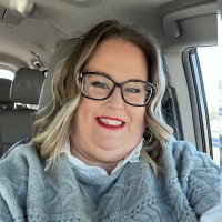 Stefanie Manes