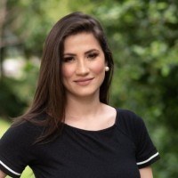 Djenifer Candido Petry