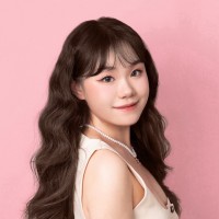 Yumin C.