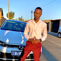 Ziyanda Sinobolo