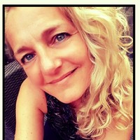 Audrey Van der Schley