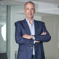 Carlos Villa