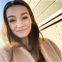 Emina Peles