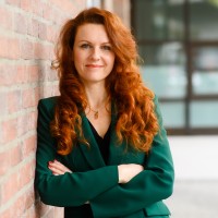 Janine HardiJanine Hardi is an Influencer