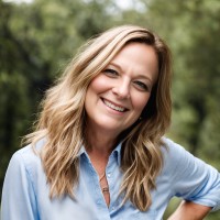 Tracey Thomas