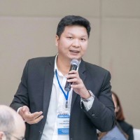Krittee Phumngamkham