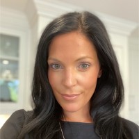 Nicole Lund