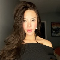 Mona Tran