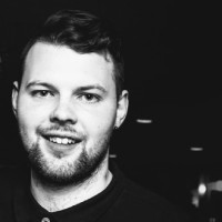 Kevin Thom
