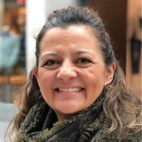 Angela Reyes