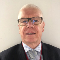 Robert Kemp