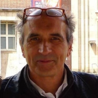 enis vardar