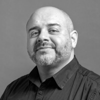 Luis E. Duenas