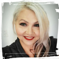 Debbie Van Niekerk