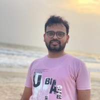 Vineet Dixit
