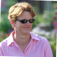 Julie Risch