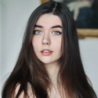 Angelica Seleznova
