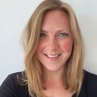Stefanie Van Raaij