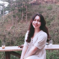 Uyên Trần