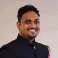 Santosh M 🇮🇳🇬🇧