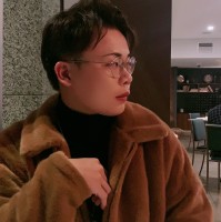 Yibin Zheng