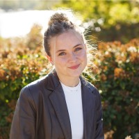 Elise Lasell