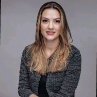 Simone Aparecida De Menezes